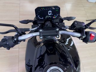 VOGE 125R NEGRA 2026