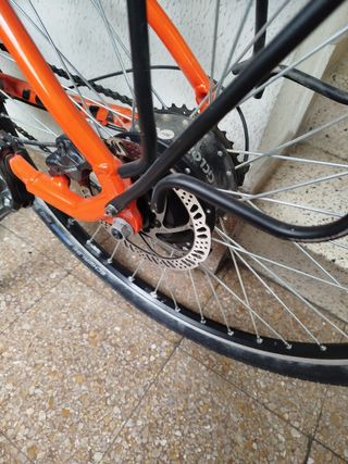 Bicicleta eléctrica montaña 