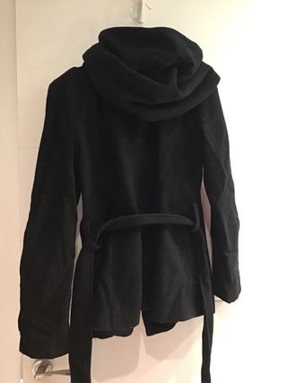 Chaquetón negro Zara, como nuevo talla S
