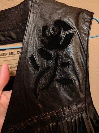 Chaleco piel  legítima muy buena calidad,muy suave