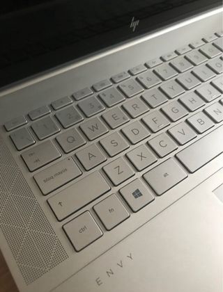 Ordenador Portatil HP ENVY i7 16GB 1TB