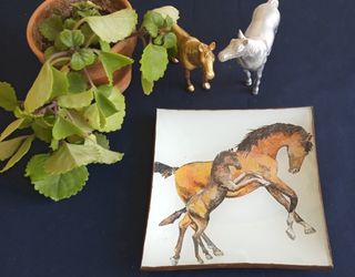Vetro decorativo a forma di cavallo 🐎