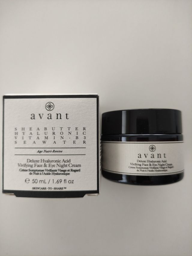 Deluxe Hyaluronic Acid Vivifying Face &