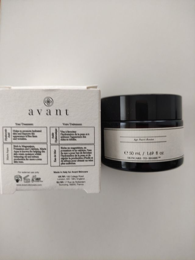 Deluxe Hyaluronic Acid Vivifying Face &