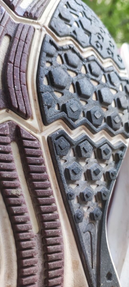 Zapatillas Nike running correr granate