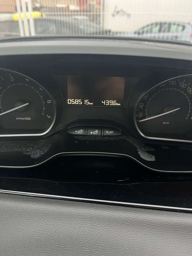 Peugeot 208 2019, foto 4