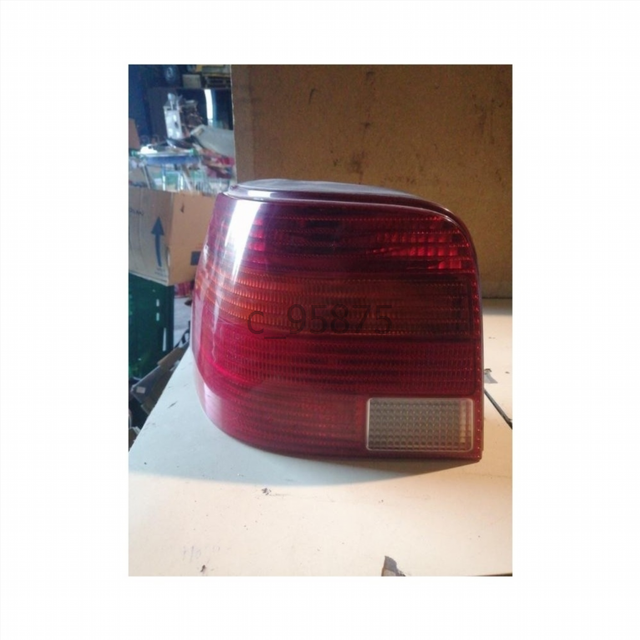 Juego de pilotos traseros Volkswagen Golf  c_95875