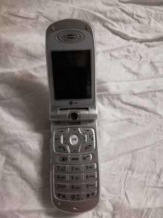 Teléfono móvil LG 8150