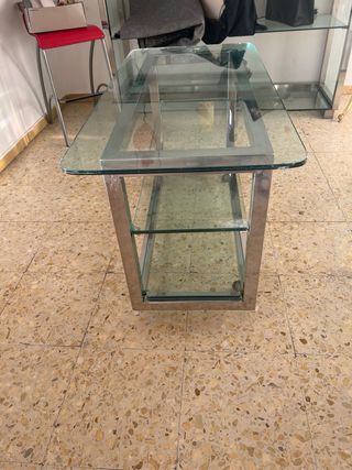 Tavoli in acciaio inox e vetro