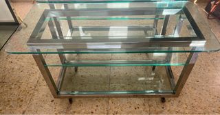 Tavoli in acciaio inox e vetro