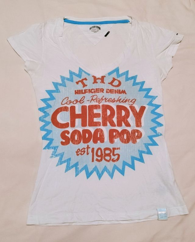 🌟Camiseta de escote en pico🌟