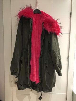 Chaquetón largo y forrado talla M, como nuevo