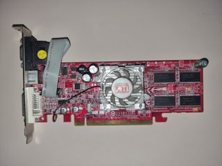 Scheda video AMD ATI X600 PRO 128 MB