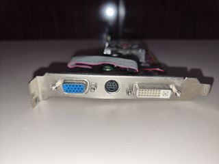 Scheda video AMD ATI X600 PRO 128 MB