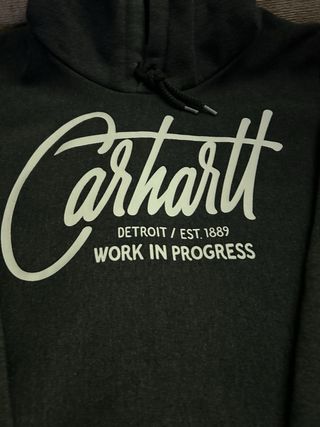 Sudadera Carhartt con capucha