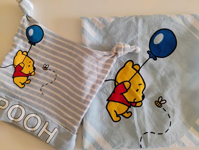 6 - 12 meses, gorro y pañuelo Winnie de Pooh