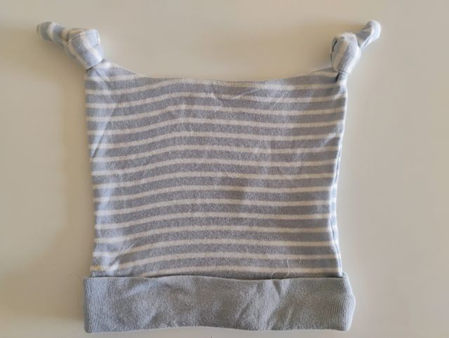 6 - 12 meses, gorro y pañuelo Winnie de Pooh