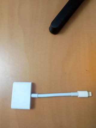 Adaptador lightning original de Apple 