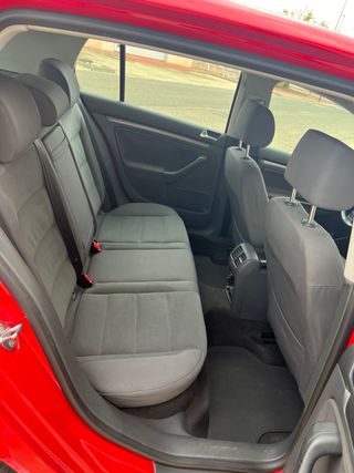 Volkswagen Golf 2005