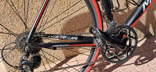 Bicicleta de carretera marca "Merida".