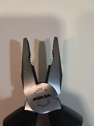 Alicate Universal 20 cm