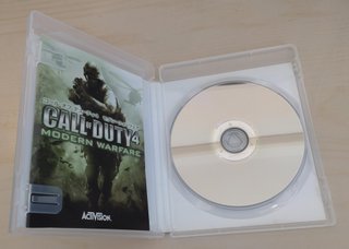 Call of Duty 4: Modern Warfare PS3 - Ed. japonesa