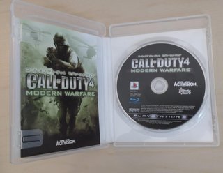 Call of Duty 4: Modern Warfare PS3 - Ed. japonesa