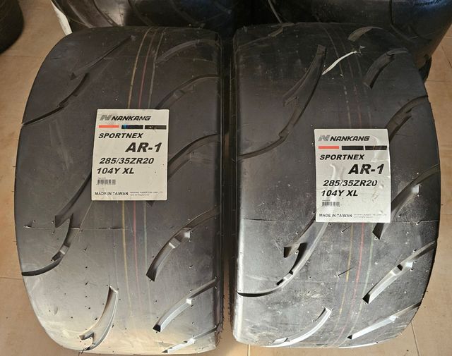 NANKANG AR1 285 35 20 SEMI SLICKS NUEVAS 150€cada1