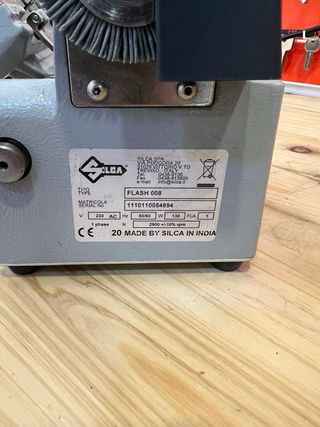 Máquina llave de serreta marca SILCA flash 008