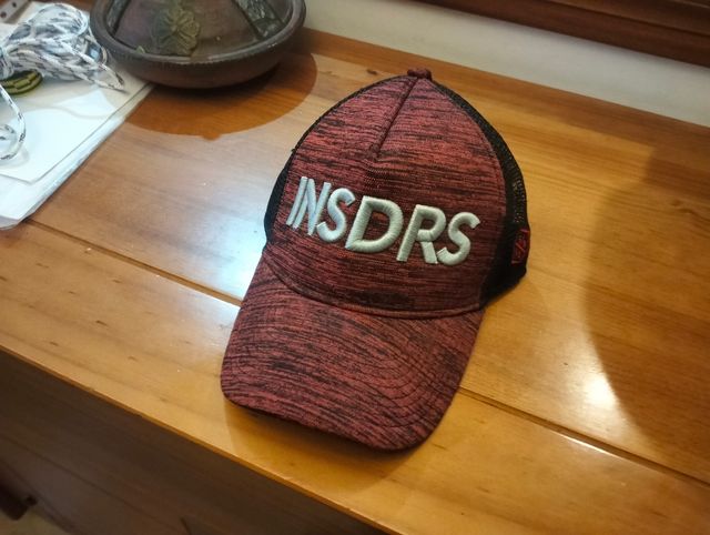 Gorra inside