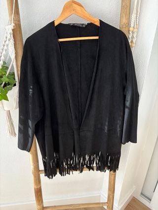 Chaqueta mujer flecos Zara