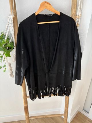 Chaqueta mujer flecos Zara