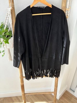 Chaqueta mujer flecos Zara