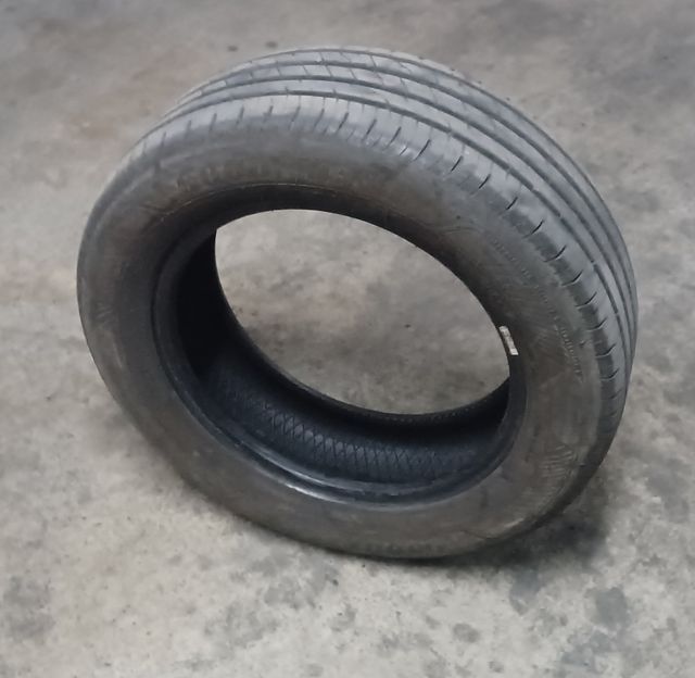 Neumático 205/60 R16 Goodyear