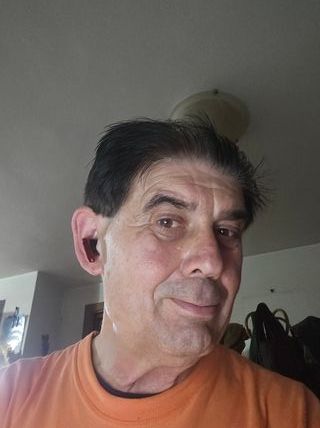 AUTISTA PERSONALE PER FAMIGLIE E LAVORI GIARDINO