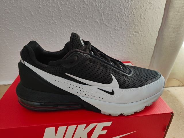 Nike Air Max Pulse prácticamente nuevas
