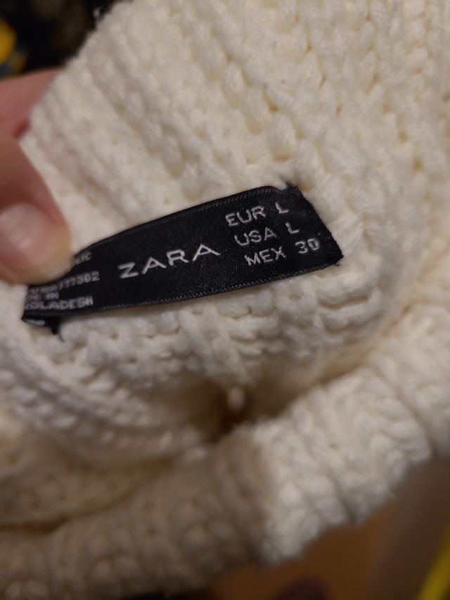 Chaleco cuello alto zara blanco