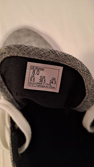 VANS grises nuevas sin estrenar