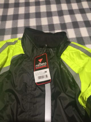 Traje de agua para moto MODEKA (SIN ESTRENAR)