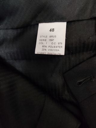 Pantalón de traje hombre negro. Talla 48