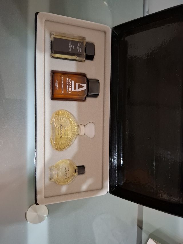 Caja de miniaturas Azzaro