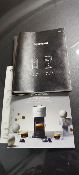 Cafetera Nespresso Vertuo Next DeLongi