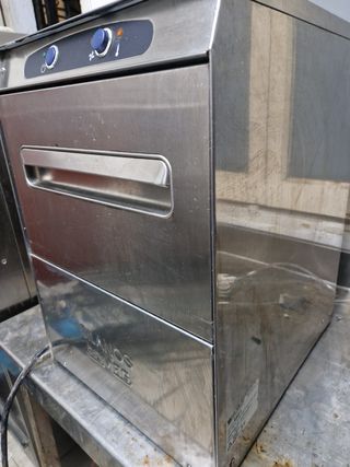 Lavavajillas industrial