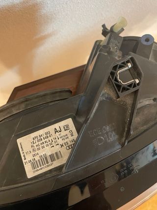 Faro lado de conductor  a3 8P