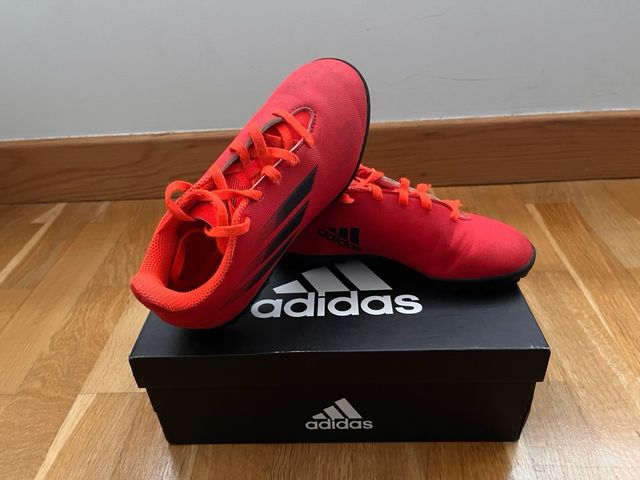 Zapatillas de fútbol, talla 32