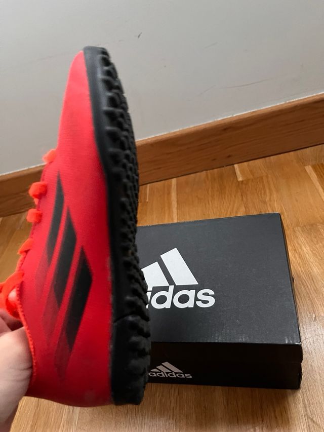 Zapatillas de fútbol, talla 32