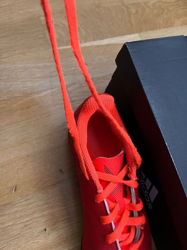 Zapatillas de fútbol, talla 32