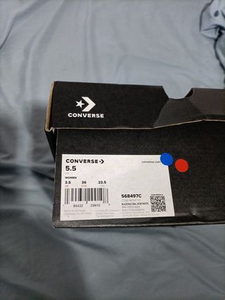 Zapatillas Converse.