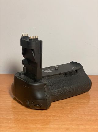 Cámara de fotos CANON EOS 70D