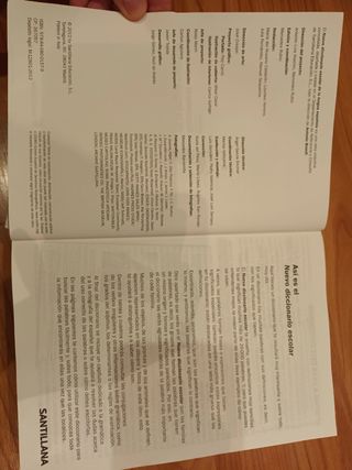 NUEVO DICCIONARIO ESCOLAR DE LA LENGUA ESPAÑOLA ( DE 3 A 6 Primaria) SANTILLANA (Spanish Edition)